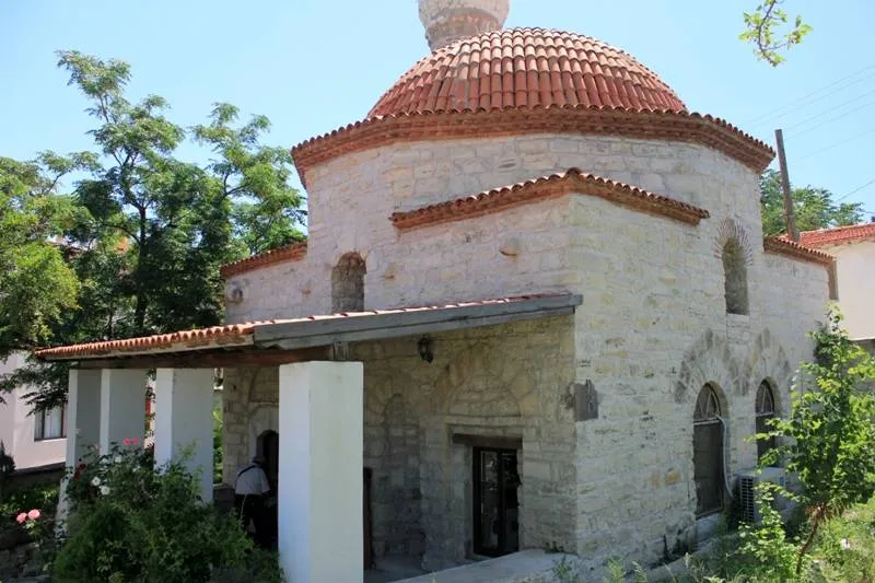 Kütük (Güdük) Minare Camii Şerif